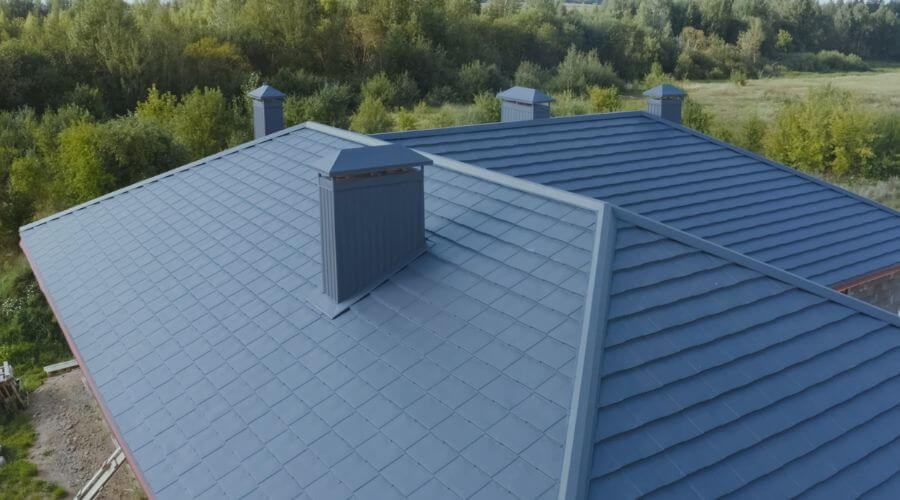 Professional metal roof installation in Chillicothe, IL